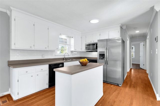 109 Carson Drive, Starr, SC 29684