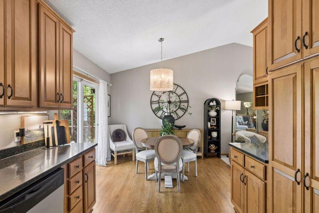 589 Mcknight Road S, Saint Paul, MN 55119