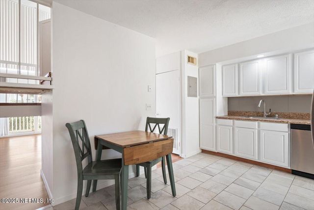 901 OCEAN Boulevard 25, Atlantic Beach, FL 32233