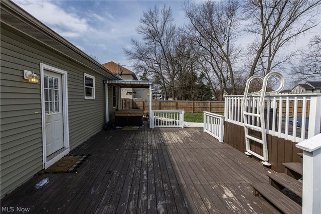 195 E Pennsylvania Avenue, Sebring, OH 44672