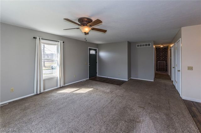 195 E Pennsylvania Avenue, Sebring, OH 44672