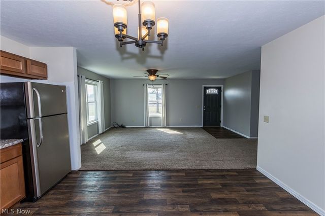 195 E Pennsylvania Avenue, Sebring, OH 44672