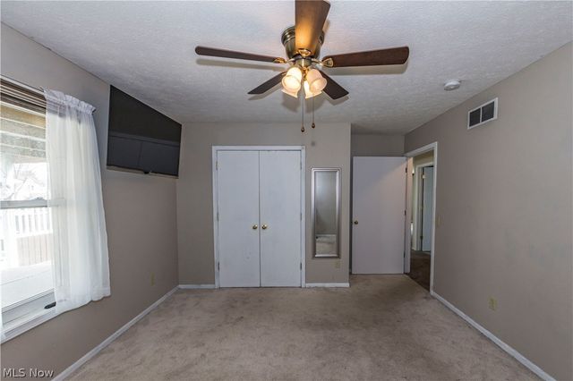 195 E Pennsylvania Avenue, Sebring, OH 44672