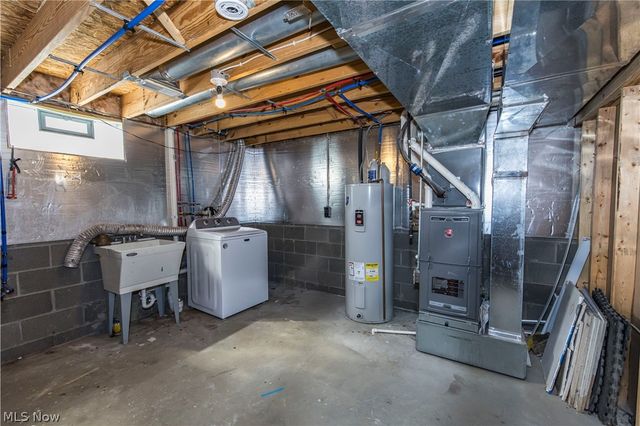 195 E Pennsylvania Avenue, Sebring, OH 44672