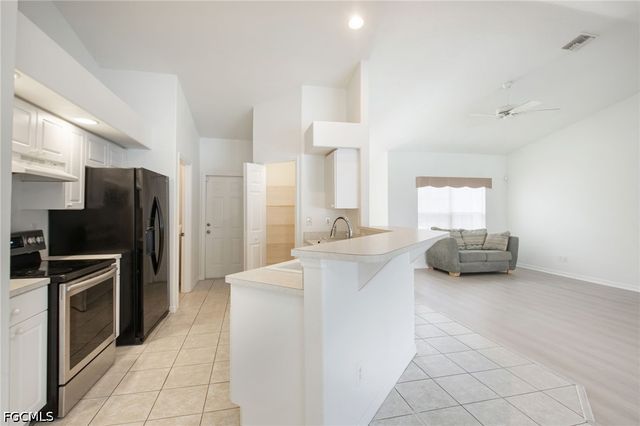5333 SW 16th PL, Cape Coral, FL 33914