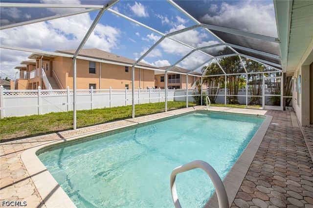 5333 SW 16th PL, Cape Coral, FL 33914
