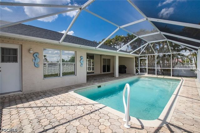 5333 SW 16th PL, Cape Coral, FL 33914