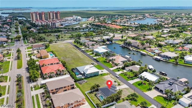 5333 SW 16th PL, Cape Coral, FL 33914