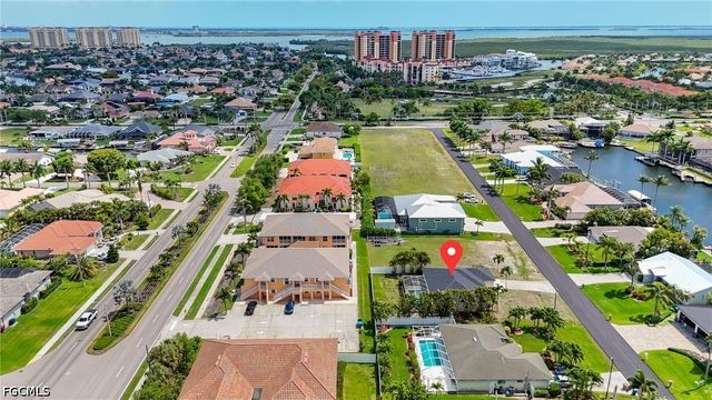 5333 SW 16th PL, Cape Coral, FL 33914