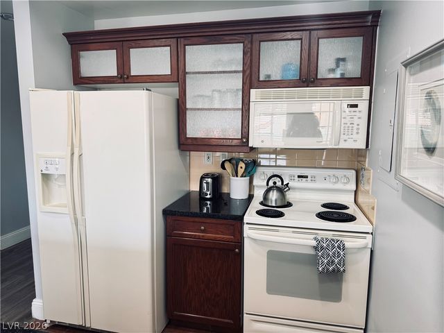 30 Strada Di Villaggio 317, Henderson, NV 89011