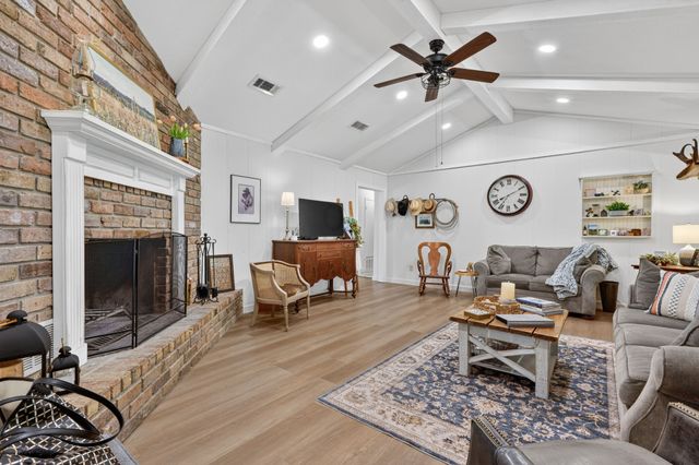 2719 Fm 708, Clifton, TX 76634