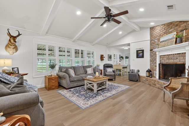 2719 Fm 708, Clifton, TX 76634