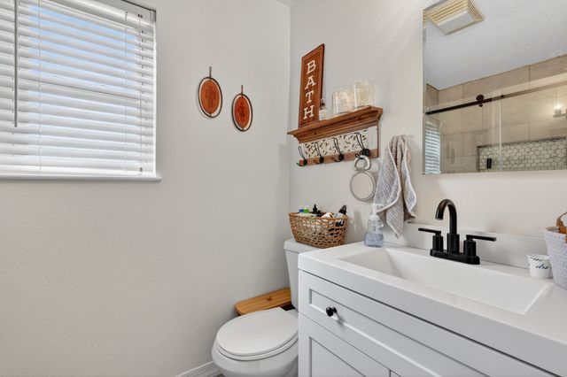 2719 Fm 708, Clifton, TX 76634