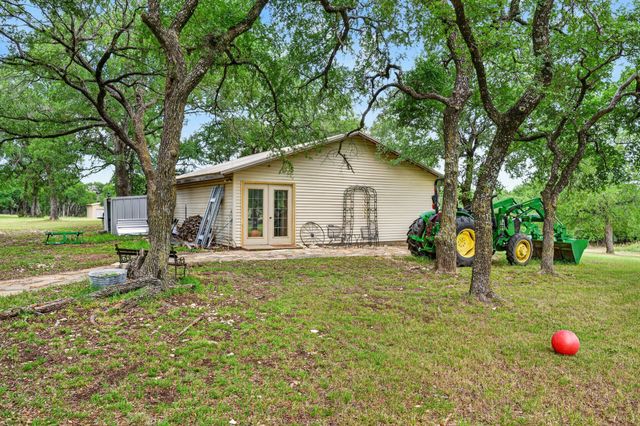 2719 Fm 708, Clifton, TX 76634