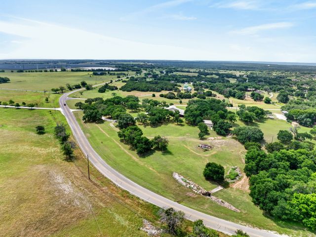 2719 Fm 708, Clifton, TX 76634