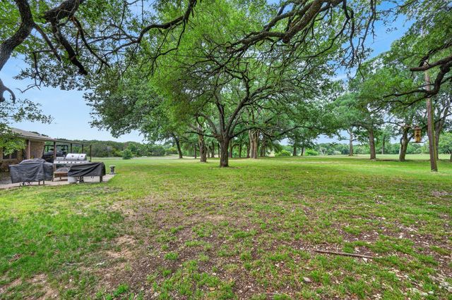 2719 Fm 708, Clifton, TX 76634