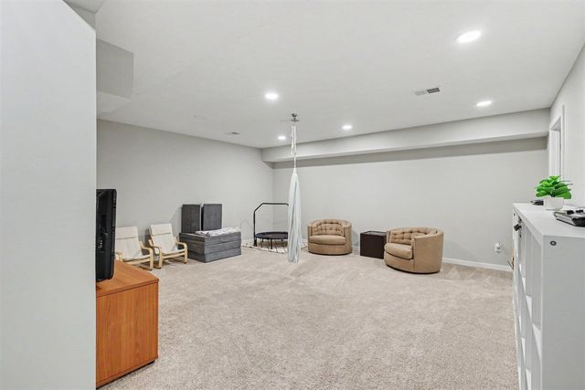 2307 Byerley Drive, Muskegon, MI 49444