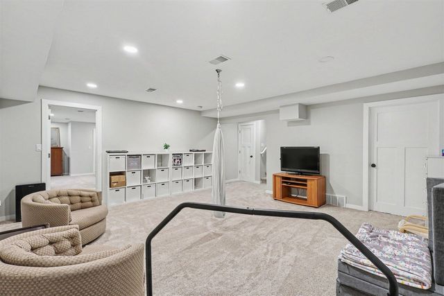 2307 Byerley Drive, Muskegon, MI 49444