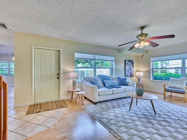 4604 Roxbury Court, Boynton Beach, FL 33436