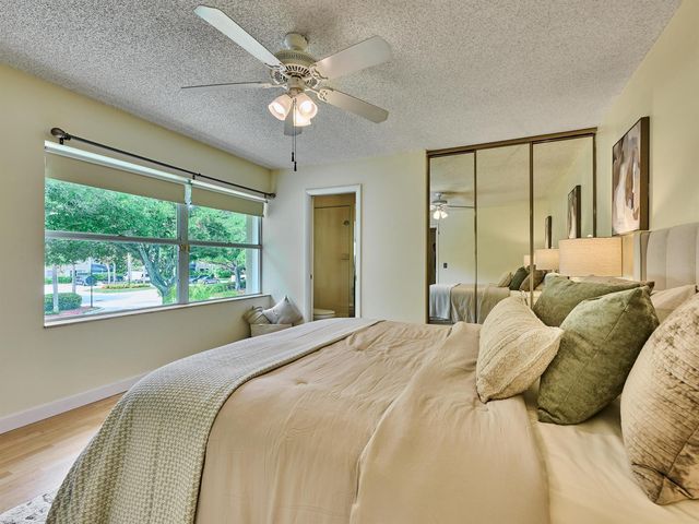4604 Roxbury Court, Boynton Beach, FL 33436