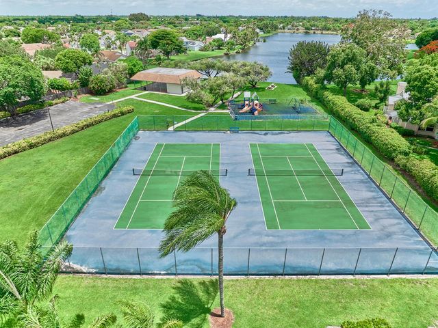 4604 Roxbury Court, Boynton Beach, FL 33436