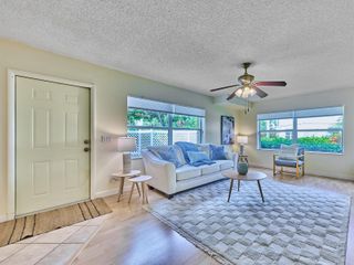 4604 Roxbury Court, Boynton Beach, FL 33436