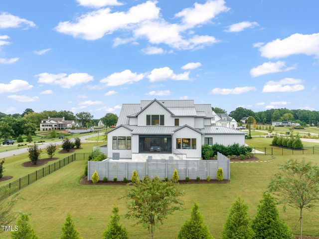 8917 Grand Highland Way, Wake Forest, NC 27587