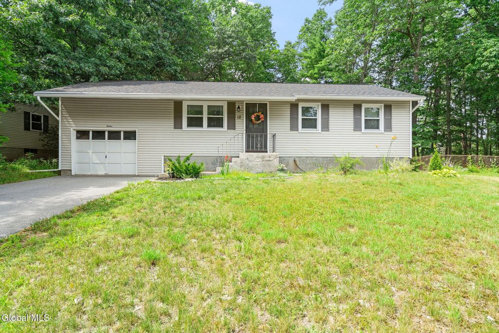 12 Curt Boulevard, Saratoga Springs, Outside, NY 12866