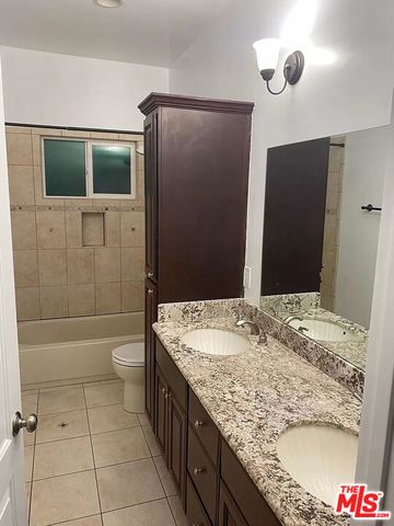 2244 Ripple Street, Los Angeles, CA 90039