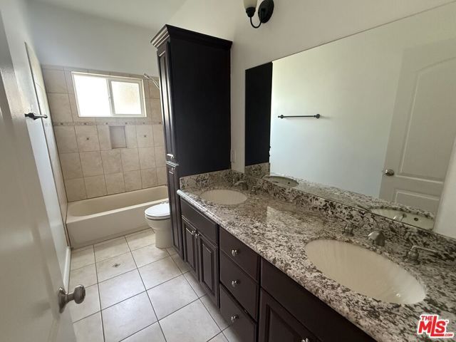 2244 Ripple Street, Los Angeles, CA 90039