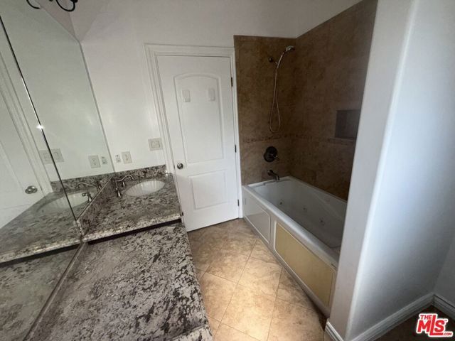 2244 Ripple Street, Los Angeles, CA 90039