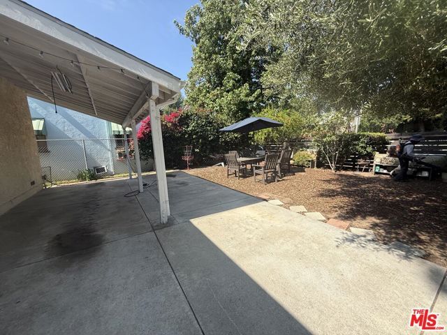 2244 Ripple Street, Los Angeles, CA 90039