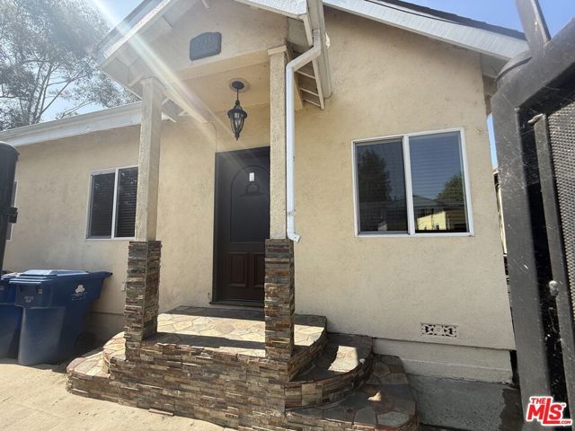 2244 Ripple Street, Los Angeles, CA 90039