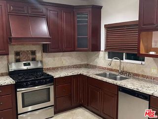 2244 Ripple Street, Los Angeles, CA 90039