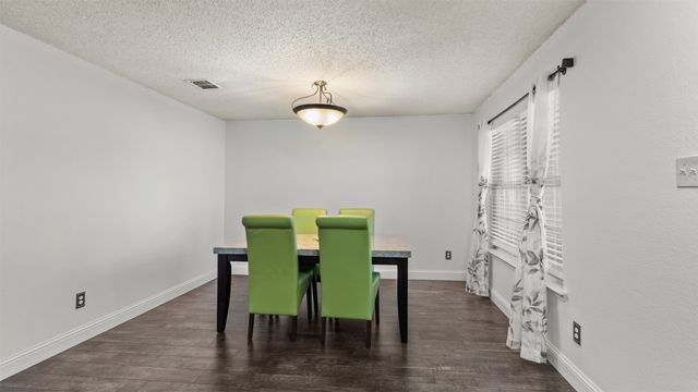 2511 Rio Grande Drive, Grand Prairie, TX 75052