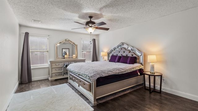 2511 Rio Grande Drive, Grand Prairie, TX 75052