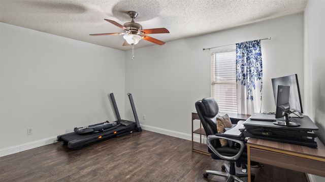 2511 Rio Grande Drive, Grand Prairie, TX 75052