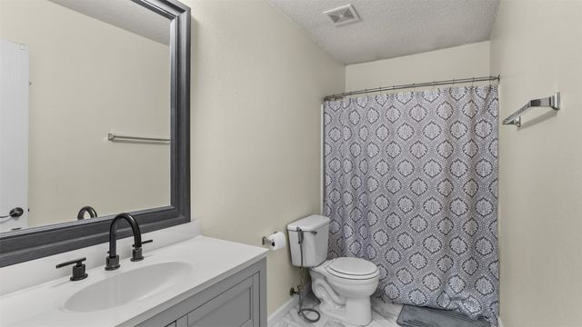 2511 Rio Grande Drive, Grand Prairie, TX 75052