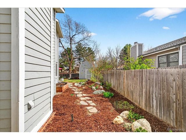 1410 S Oakland St, Aurora, CO 80012