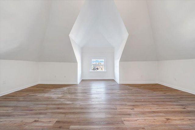 W 411 Cleveland AVE, Vinton, VA 24179