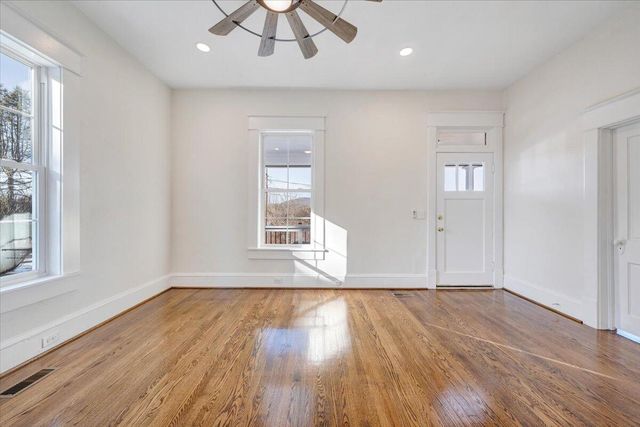 W 411 Cleveland AVE, Vinton, VA 24179