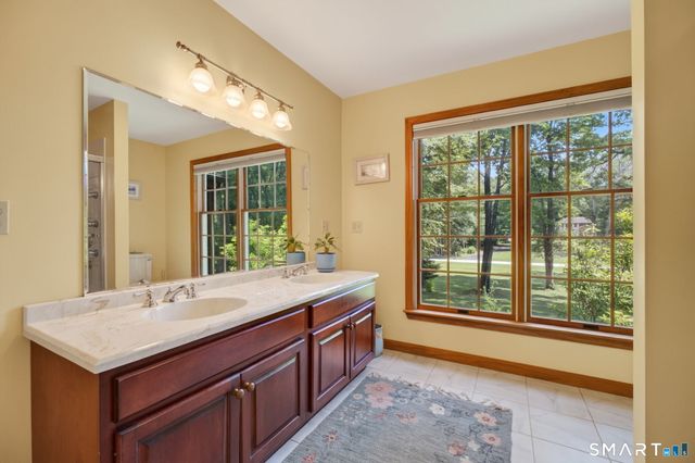 10 Ricky Lane, Preston, CT 06365