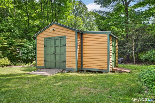 10 Ricky Lane, Preston, CT 06365