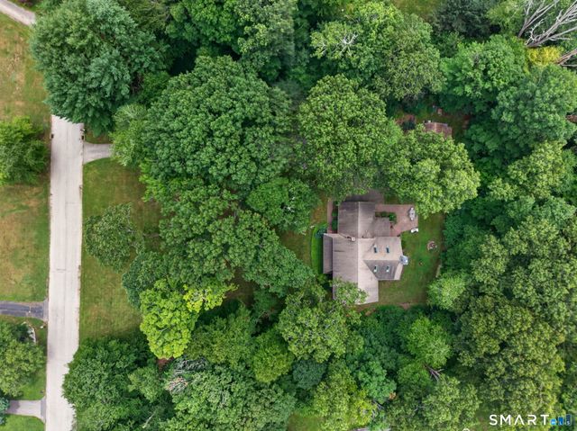 10 Ricky Lane, Preston, CT 06365