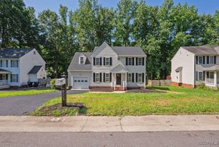 8009 Dominion Park Dr, Mechanicsville, VA 23111