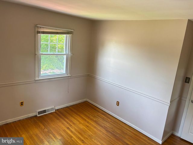 303 OVERLOOK AVE, Willow Grove, PA 19090
