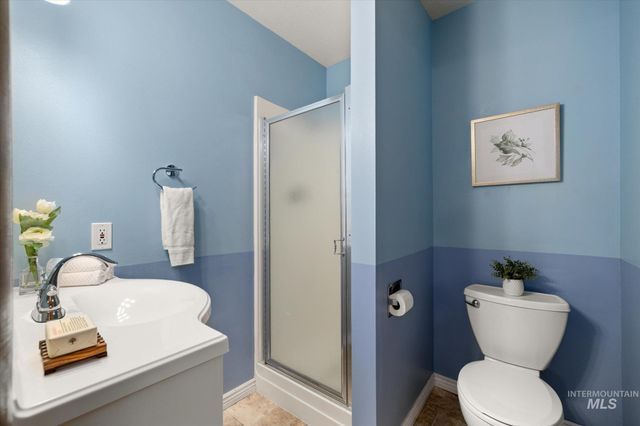 2199 S Ridge Point Way, Boise, ID 83712