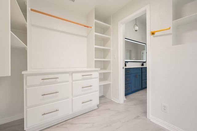 2913 Victoria CV, Round Rock, TX 78664