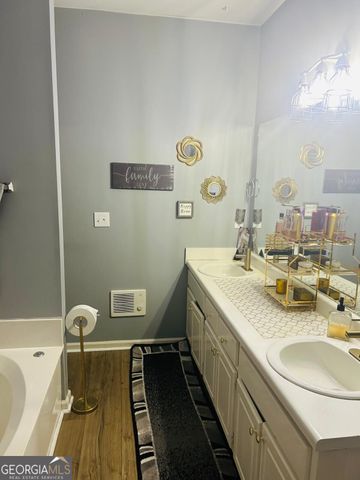 6582 Aquila Drive, Morrow, GA 30260