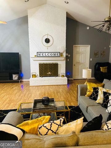 6582 Aquila Drive, Morrow, GA 30260